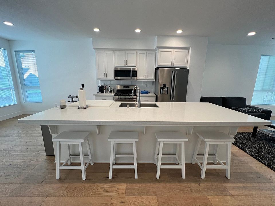 2nd Floor - Kitchen