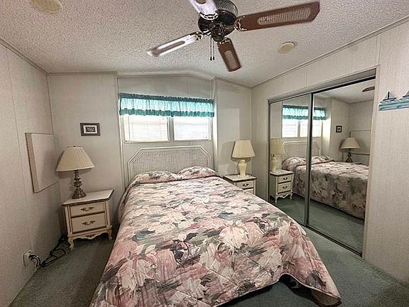 5th image of 25739 Lilac Ct #L-005