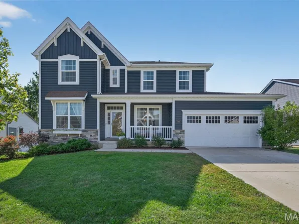 106 Copper Falls Ct, Wentzville, MO 63385
