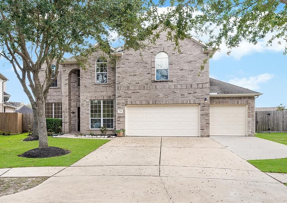 Welcome Home to 7706 Chadbourne Trace Ct