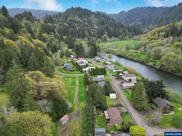 LOT Pioneer St, Tidewater, OR 97390