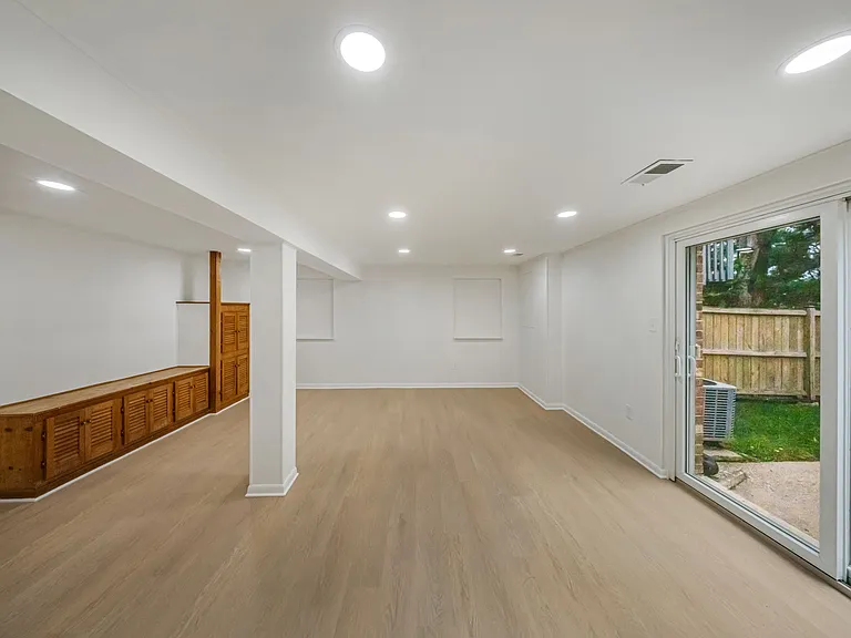 68 Orchard Dr — Photo 20