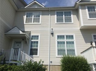 12 Jordan Ln, Middletown, NY 10940