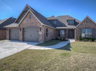 1415 E Washington Pl S, Broken Arrow, OK 74012