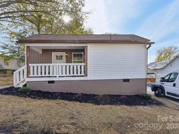 944 15th St, Lancaster, SC 29720