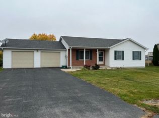 1385 Memory Ln, Chambersburg, PA 17201