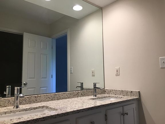 3rd image of 1003 Haymarket Ln