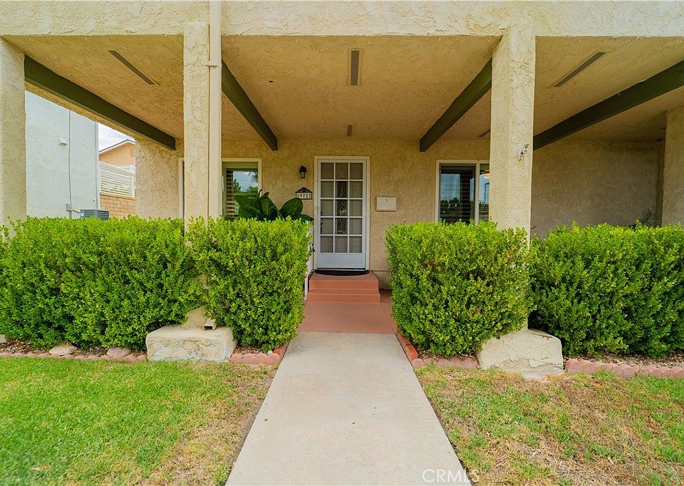 1st image of 19722 Avenue Of The Oaks