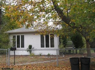 651 8th St, Absecon, NJ 08201