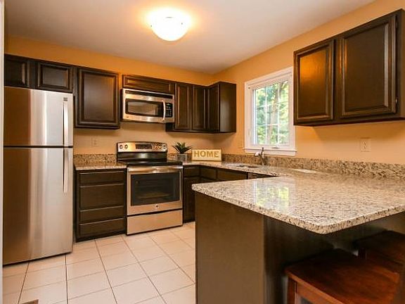5th image of 9407 Myra Dr