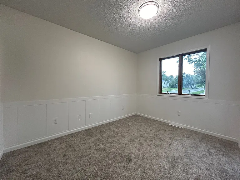 752 Prairie Ridge Rd — Photo 6