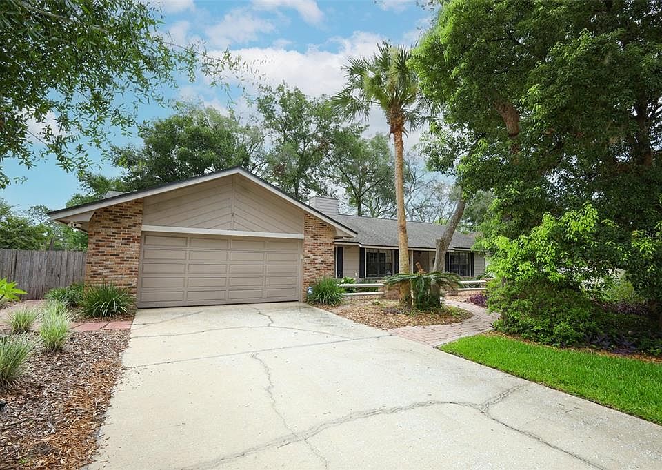 1st image of 2833 SUMMER BROOKE WAY