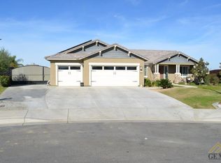 8515 Monza Ct, Bakersfield, CA 93314