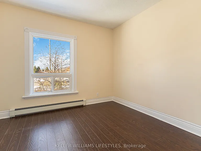 79 Beaconsfield Ave #2 — Photo 15