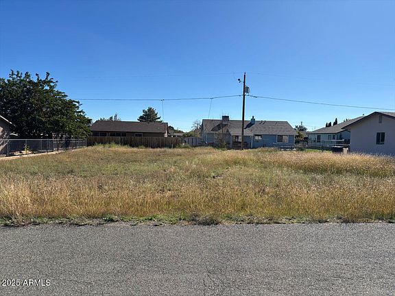 5th image of 4449 N SAUTER Drive E #1595