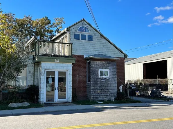 58 Spruce St, Westerly, RI 02891