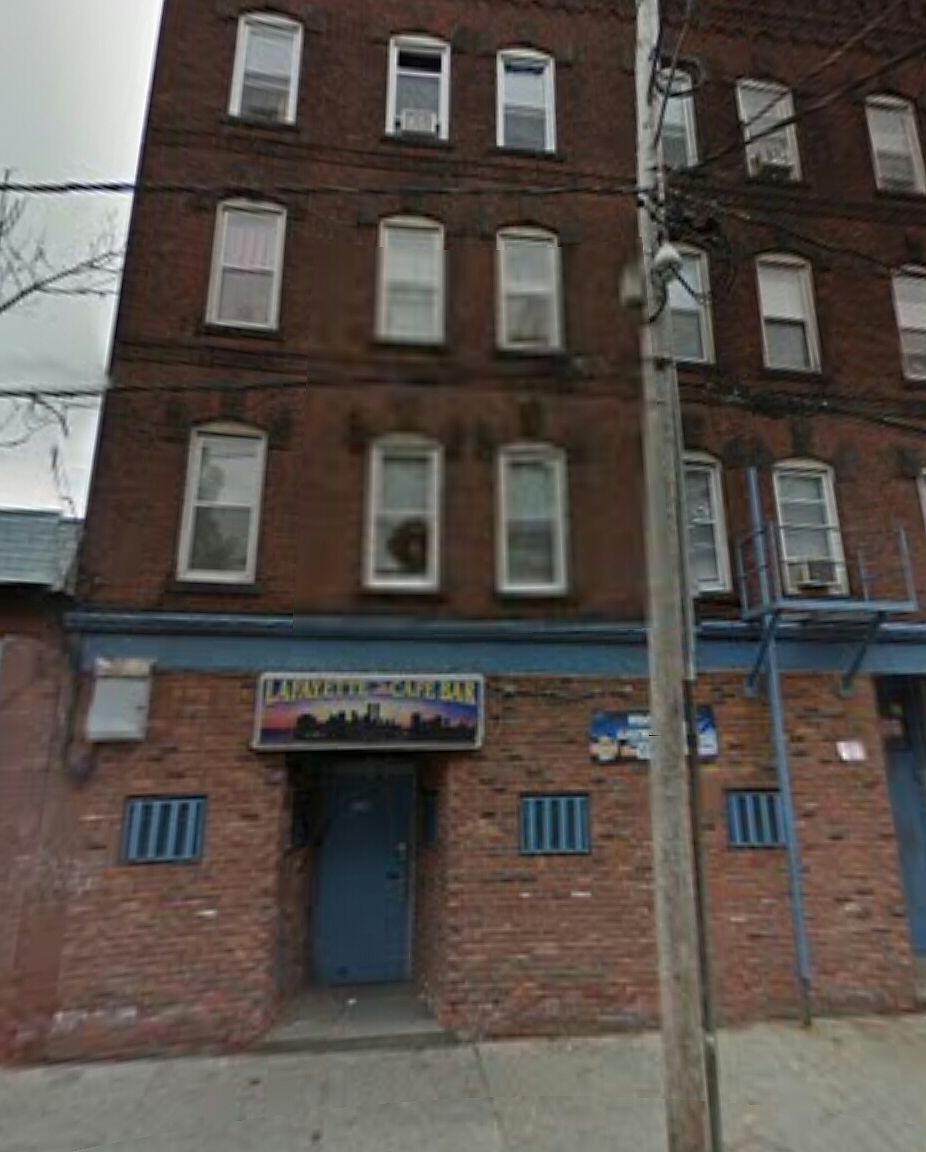 524 S Bridge St, Holyoke, MA 01040 Zillow