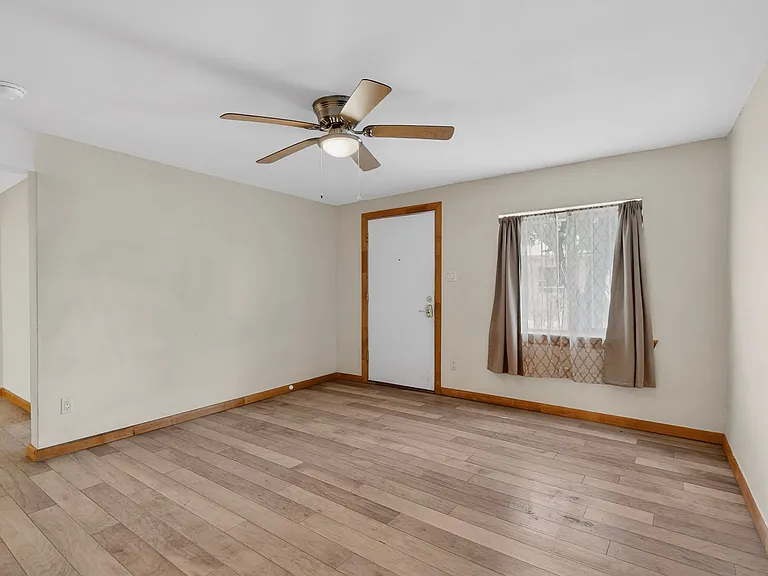 515 Marble Ave NE — Photo 7