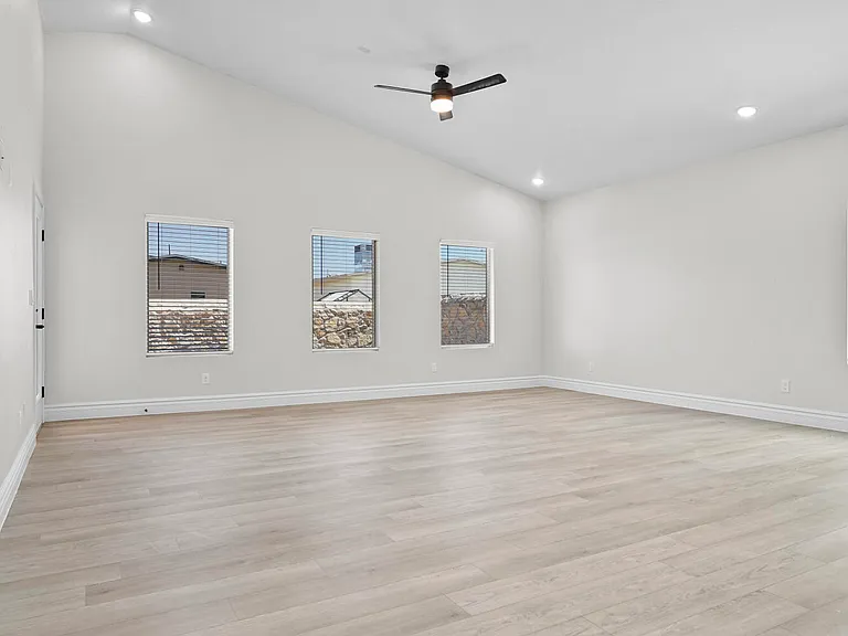 15153 Ambition Ave — Photo 28