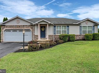 10 Wargo Ln, Dillsburg, PA 17019