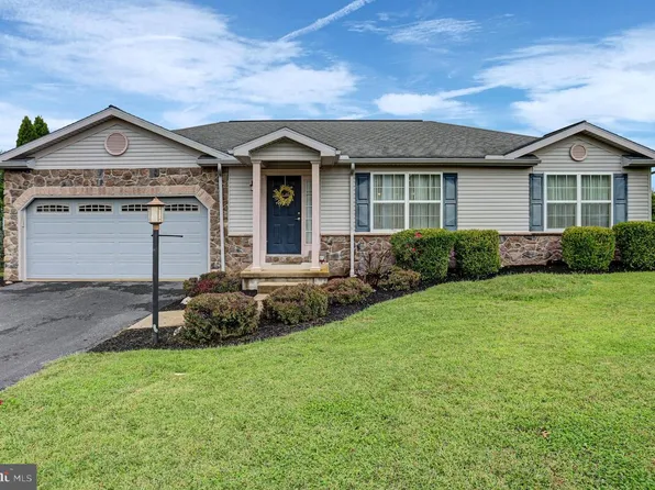 10 Wargo Ln, Dillsburg, PA 17019