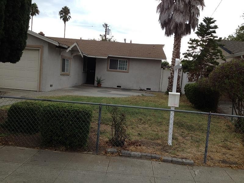 1st image of 903 Sinbad Ave