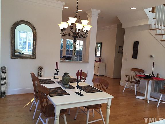 3rd image of 207 Old Franklin Grove Dr