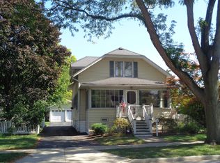 315 N Walnut St, Itasca, IL 60143