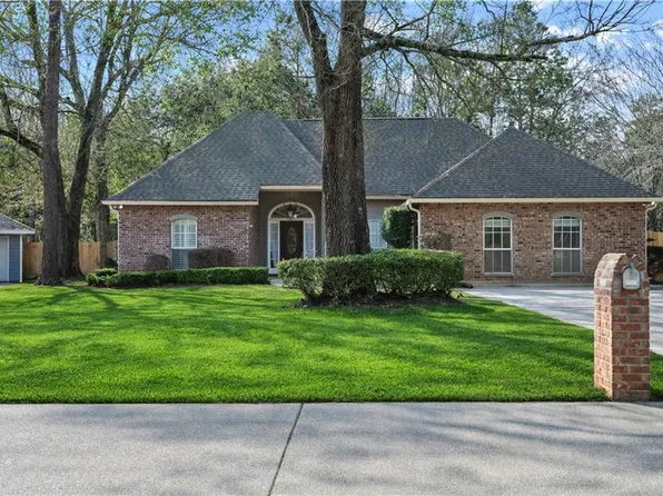 330 Westwood Dr, Mandeville, LA 70471