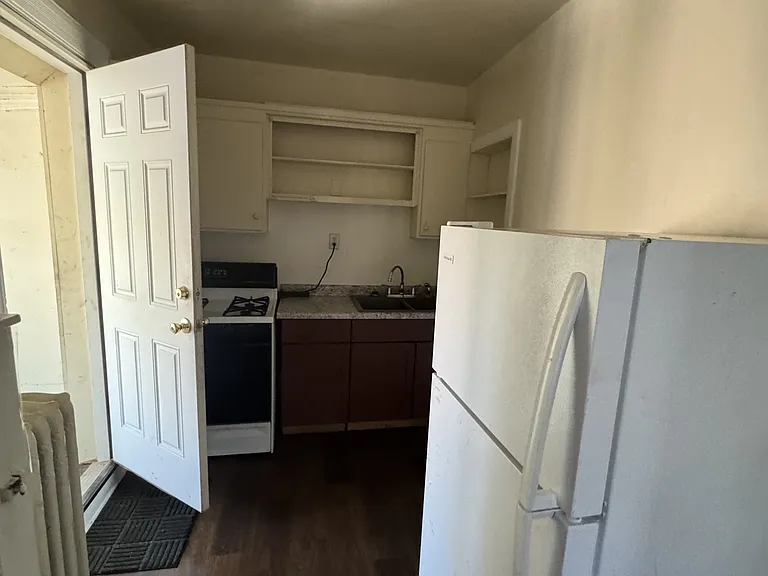 733 S 26th St #1 — Photo 2