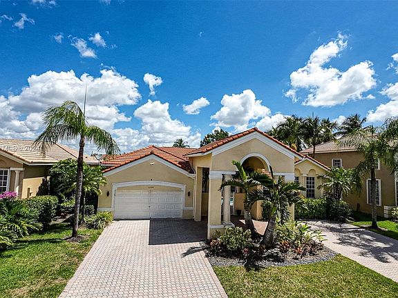 2nd image of 16399 NW 12th St