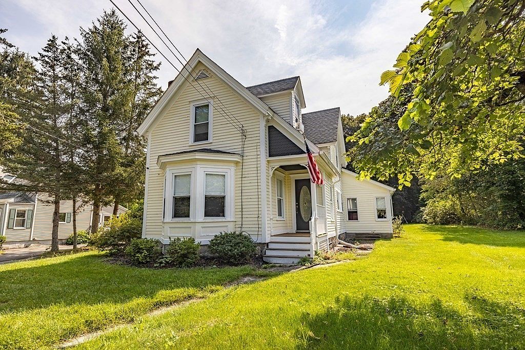 627 Pleasant St, Leicester, MA 01524 Zillow