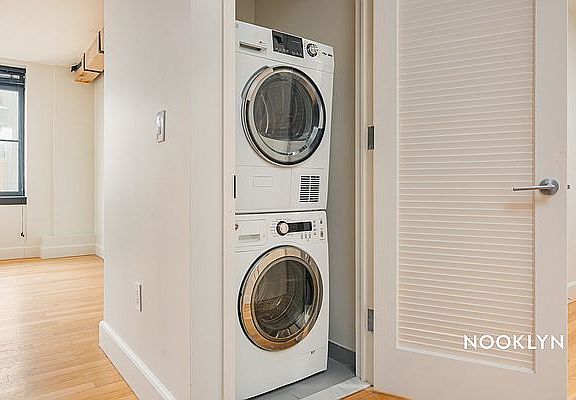 5th image of 487 Keap St #331