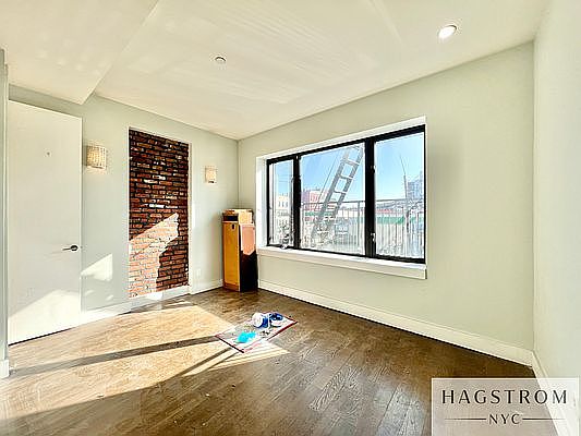 1st image of 11 Troutman St #2F