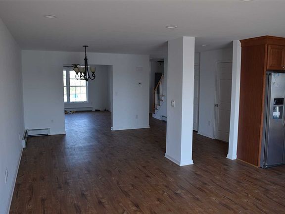4th image of 4 Sheridan Pl