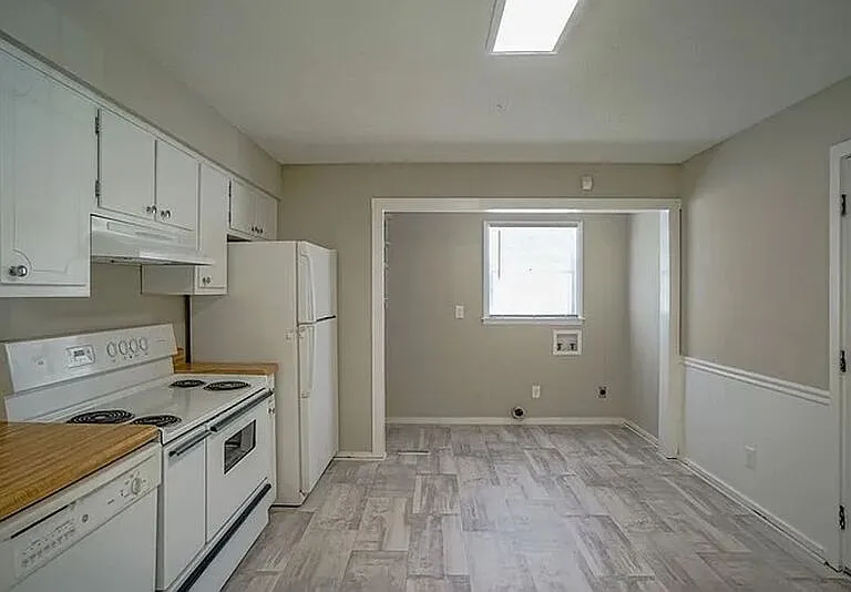 112 Old Meadowbrook Dr — Photo 8