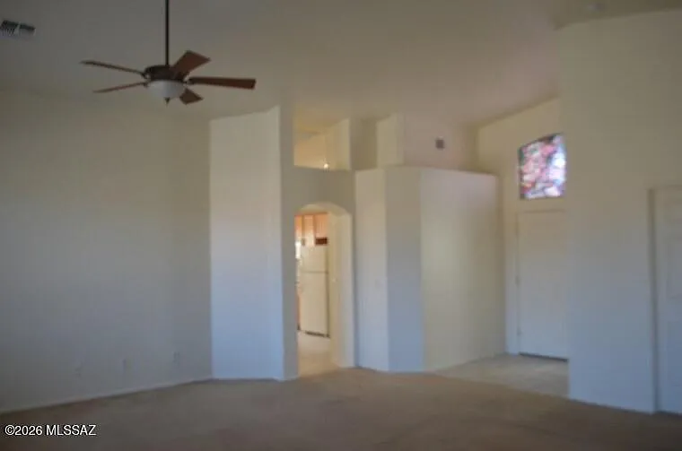 4 bed, 2.0 bath, 2045 sqft, $1,875 — Photo 2