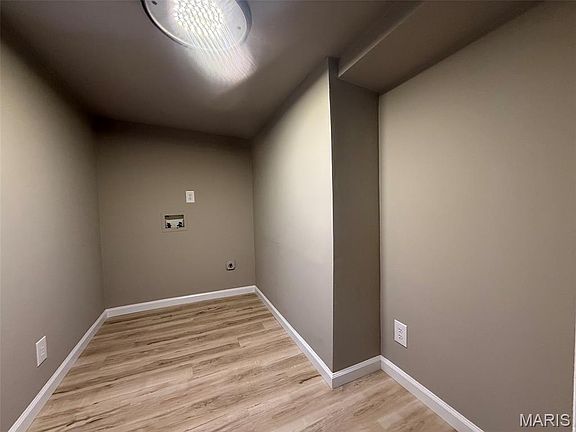 5th image of 1118 W Gallatin St