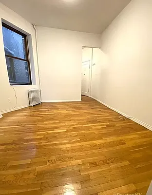 Rented by J PRESTON AND ASSOCIATES INC | media 10