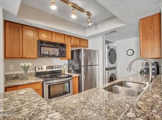 1333 E Morten Avenue #105, Phoenix, AZ 85020