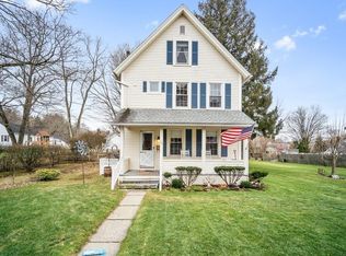 55 Mapleshade Ave, East Longmeadow, MA 01028