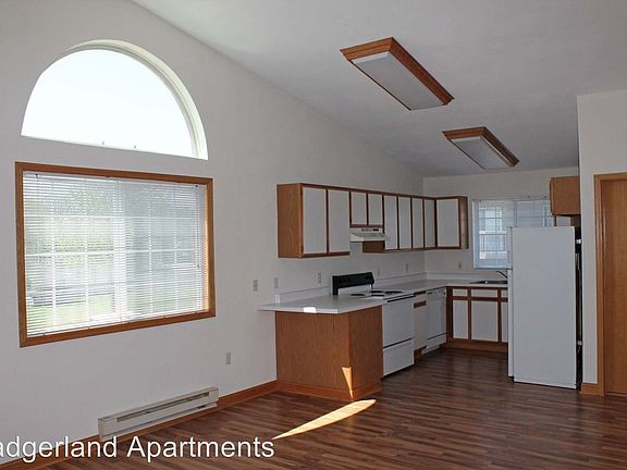 5th image of 3500 Midvale Dr APT 6