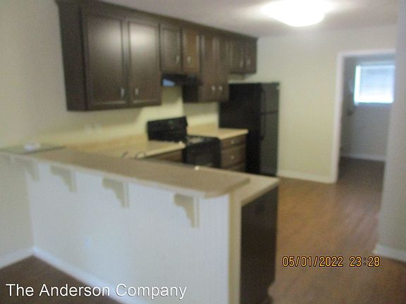 4th image of 109B Magnolia Ave