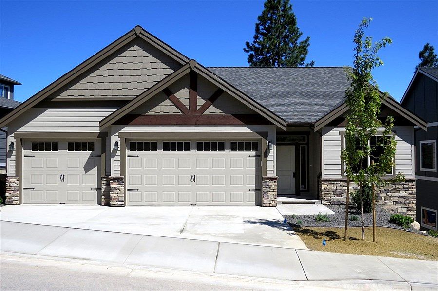 1st image of 4305 S Big Horn Ln