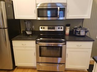 417 Hope St, Bristol, RI 02809