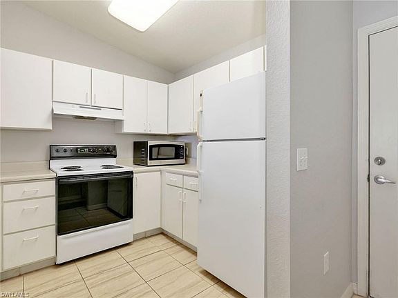 5th image of 8284 Key Royal CIR #1331