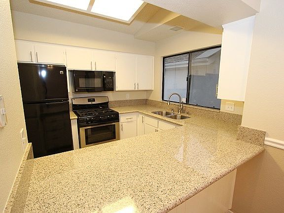 2nd image of 1603 E Castlecrest Ave