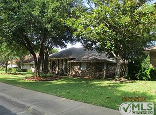 4215 Blackheath Rd, Dallas, TX 75227