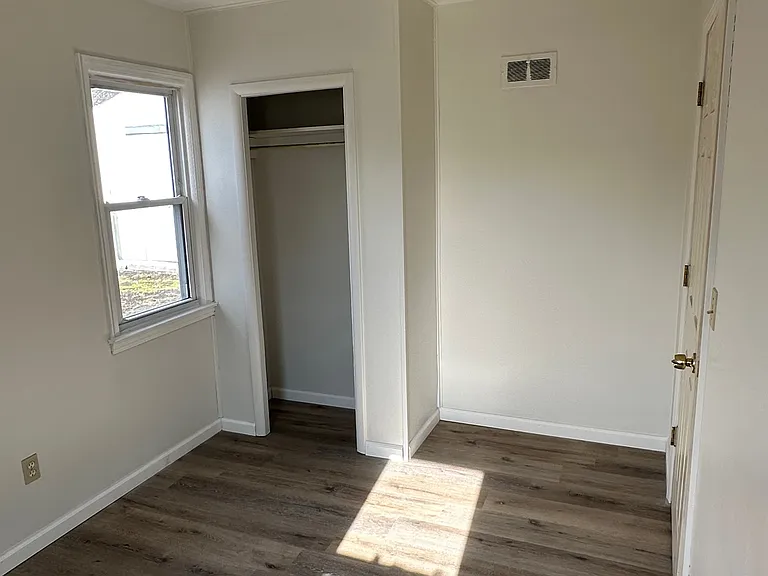 223 Rural St — Photo 8