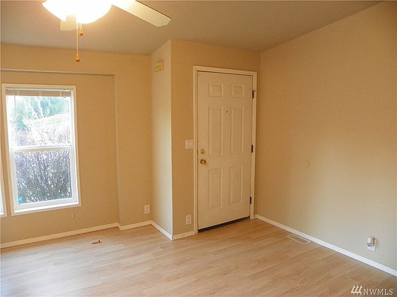 3rd image of 3305 48th Street Ct E